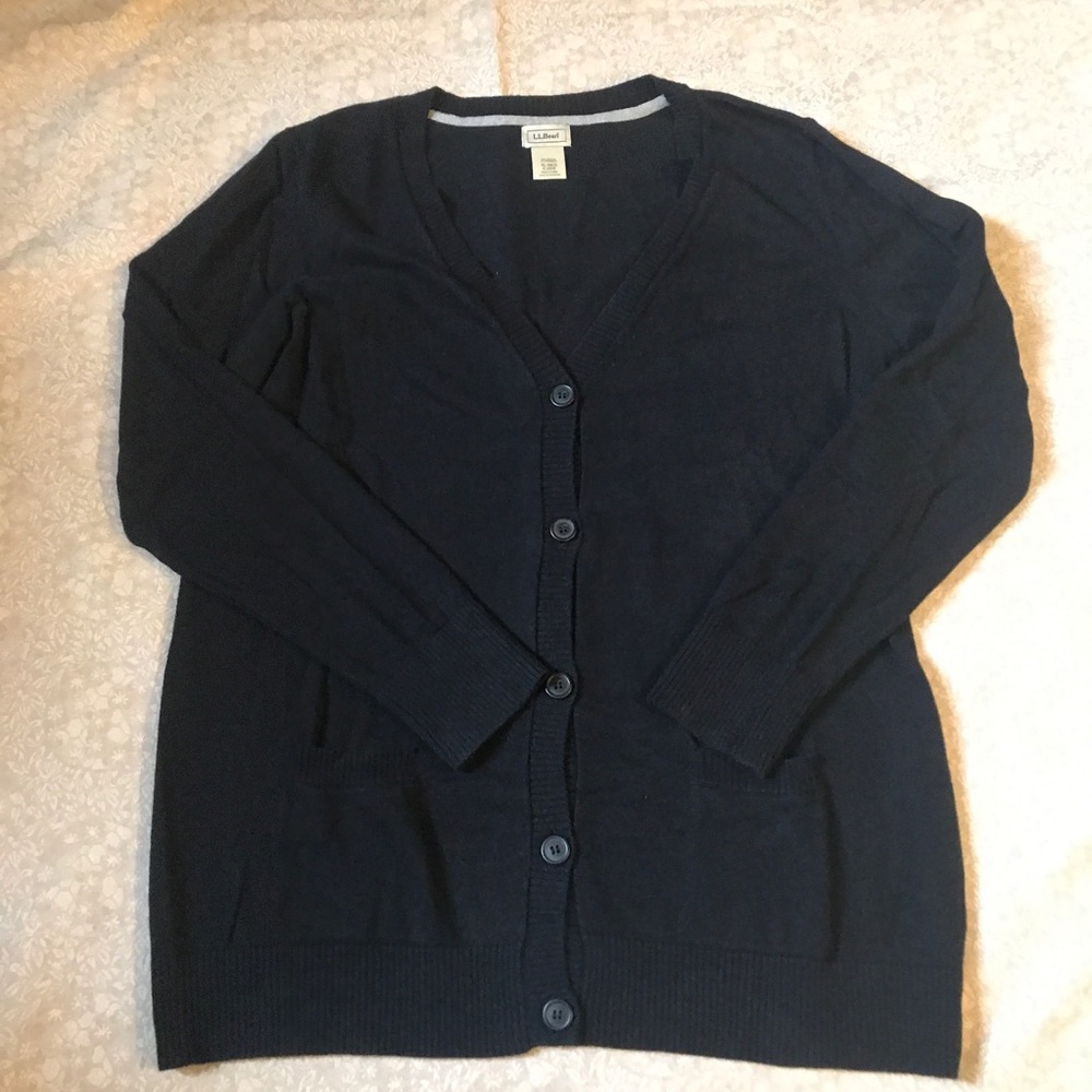 L.L. BEAN Black Long Sleeve Cardigan